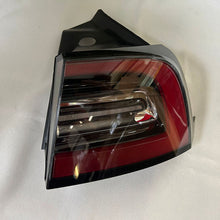 Load image into Gallery viewer, Rear Tail Light Lamp Assembly For 2021-2023 Tesla Model 3 Y OEM 1502086-00-D 1502087-00-D