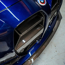 Load image into Gallery viewer, BMW G80 M3 G82 G83 M4 CSL Style Dry Carbon Fiber Grille 2021+